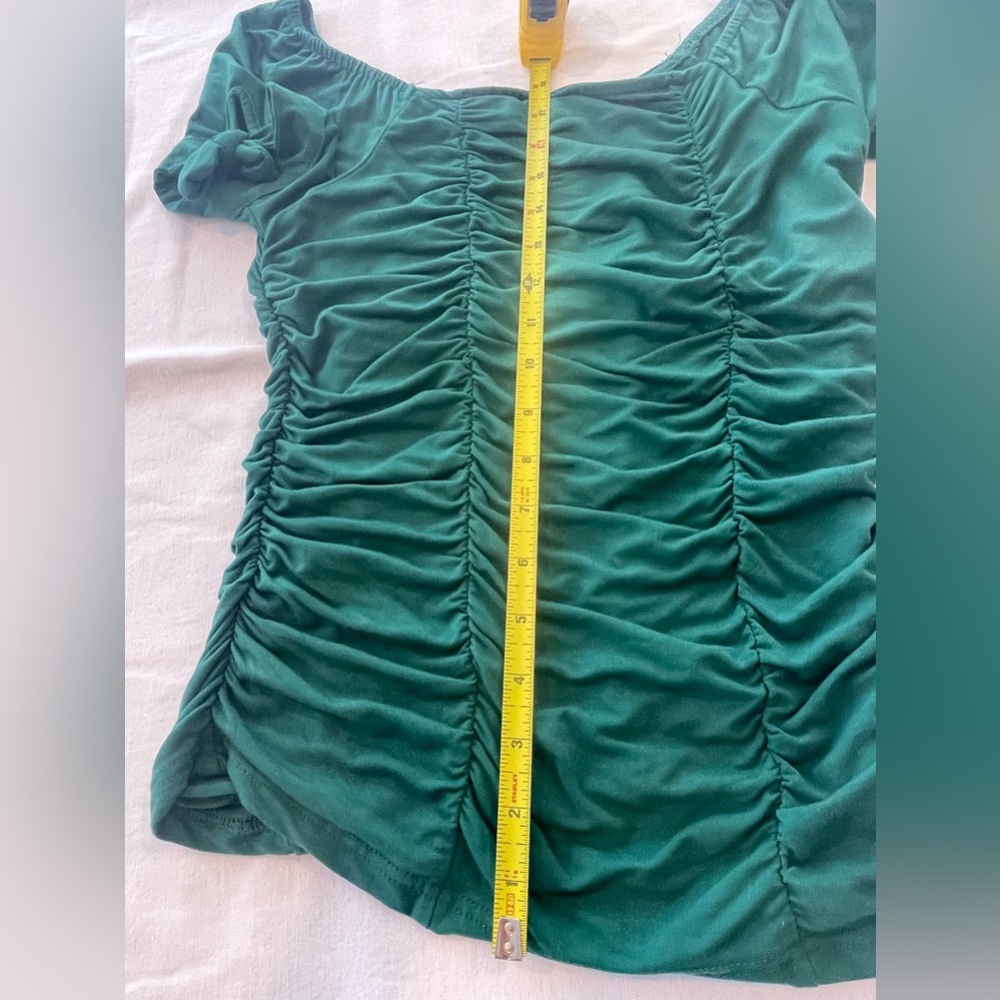 Sexy Rouched Green BodyCon Top - Picture 5 of 6